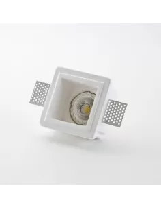 Square GU10 plaster recessed spotlight 120x80x50 with white reflector included and adjustable brackets for 9-15mm plasterboard