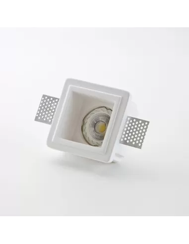 Square GU10 plaster recessed spotlight 120x80x50 with white reflector included and adjustable brackets for 9-15mm plasterboard