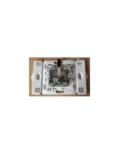 Living int - commande radio plate