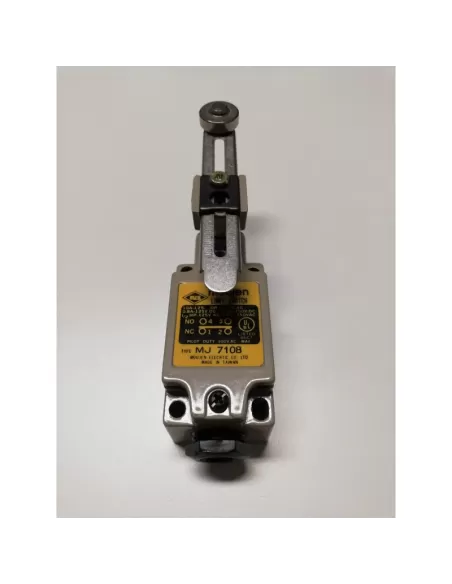 Moujen  mj-7108 finecorsa metallo  a leva regolabile con rotella metallica