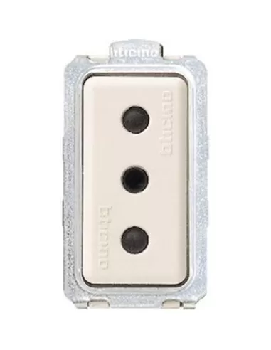 Prise magique Bticino 2P T 10A 5113