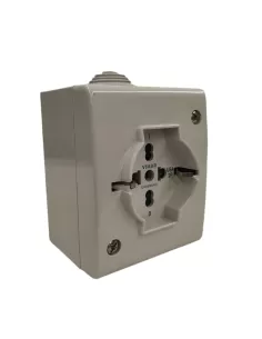 Vimar 12135 Vimar Sicur Unel 16A 250V Protected Socket with IP20 Cover