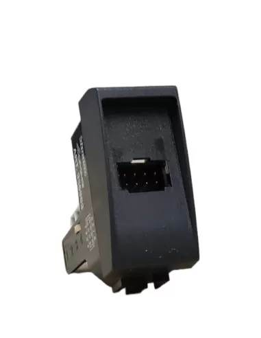 Bticino 336983 8-way living international socket