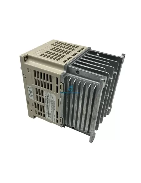 Omron CIMRV7AZ4-216704 Inverter  ac3ph 380-460V 4.7a out ac3ph 0-460V 3.4a