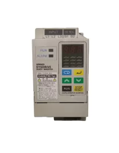 Onduleur Omron 3G3EVA2004MACUE 0,4 kW 240 V CA IP20 multifonction avec option Modbus 2