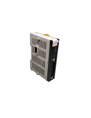 Extension 8 du PLC Omron CPM2C8EDC