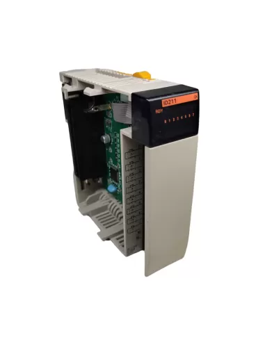 Omron cqm1id211op-1699 plc- 8di: 12 24 v, npn//pnp, separate commons