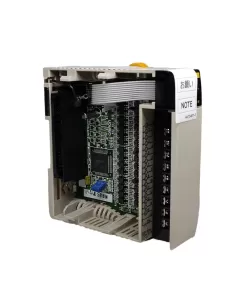 Automate programmable Omron CQM1OD212 - 16DO TR (NPN) : 0,3 A//5 24 VCC 2