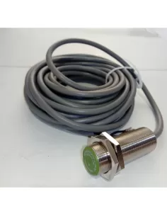 Interrupteur de proximité Honeywell 922AA3XM-A9P060LZ876, connecteur M18 15-55 Vcc PNP sans numéro de série, câble de 5 mm² et 6