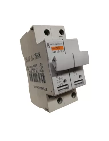 Merlin gerin 15650 sectional fuse holder 8.5x31.5 2p ma