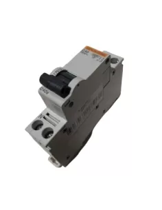 Disjoncteur Merlin Gerin 17513 1P N 40A 4,5k C 1mod C4