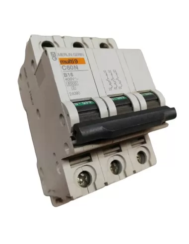 Disyuntor Merlin Gerin 24090, 3 polos, 16 A, 6 kB, 3 MOD C60