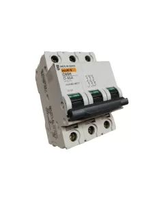 Merlin gerin 25135 interruttore magnetotermico 3p 40a 10ka curva d c60 3 moduli
