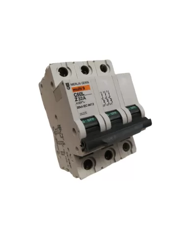 Disjoncteur Merlin Gerin 26225 à courbe en Z 32 A C60L 3P 20 kA