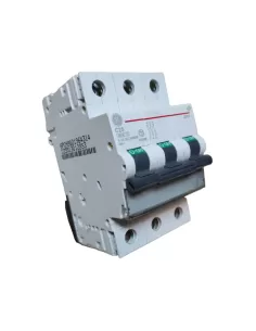 Disjoncteur GE Power 672095 EP63C25 tripolaire 25 A 6 kA C RINA 3M