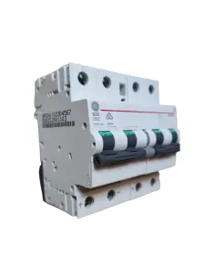 Disjoncteur photovoltaïque GE Power 688026 EP100UC 4P 20A B 880//1000 VCC