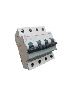 Ge power 671952 ep454c32 interruttore automatico 4p 32a 4 500a//6ka c 4m