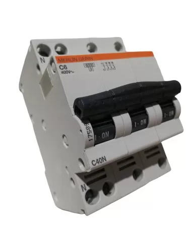 Disjoncteur Merlin Gerin 17589 4P 6A 6K C 3mod C40