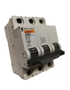 Disjoncteur Merlin Gerin 23880 tripolaire 16 A 4,5 kΩ C 3mod C60
