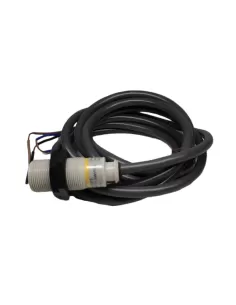 Omron e2fx5f1-15146900 proximity indut  m18 sn 5mm scherm 24vdc pnp na cavo 2mt