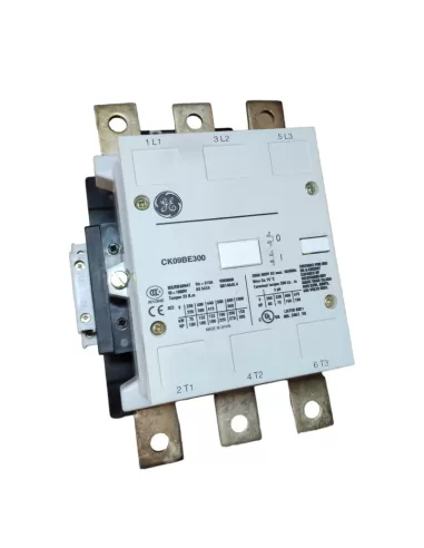 Contacteur GE Power 104486 CK09BE311D tripolaire 132 kW 1NA 1NC 24-28 V ME