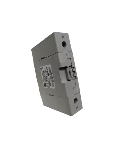Allen Bradley 194e-a100-np quatrième pôle 1 touche na montage a