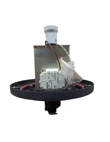 Iguzzini 3 2030 004 0 attacco all  per globo coreattore 80w mbf