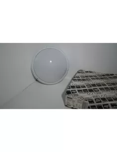 Leuci 702630 0101 leuci relco platax plafón compacto impermeable ip55 21w e27 blanco 2700°k 702630 0101