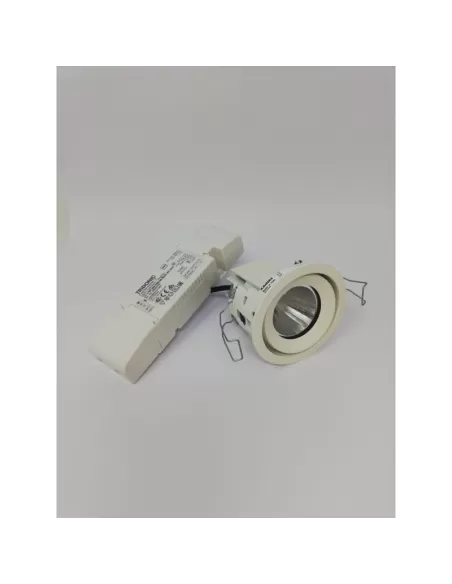 Spot encastré laser blanc Iguzzini Orient Frame LED 1x10W blanc chaud 3000°K diam 75 flood 3 p408 701 0