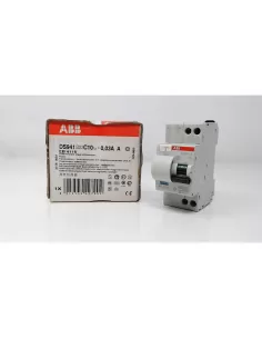 Commutateur différentiel ABB DS941 4,5 kA C10 30 mA EB 411 6