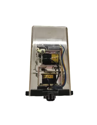 Relais temporisé Omron MM2K-P DPDT 24 Vcc sans autocollant