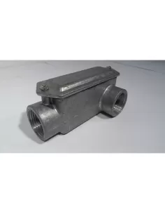 Cosmec 603d-01 Boîte de filetage 2 voies en forme de L, une droite g1 de 1 ip55 ce 603d-01