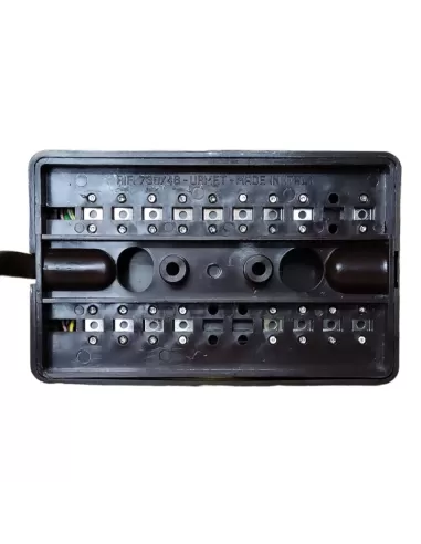 Prise traversante Urmet 5310//172 pour interphone de table modèle 930