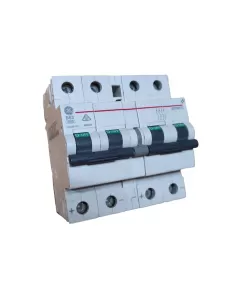 Disjoncteur automatique GE Power 688028 EP100UC 4P 63A B 880//1000 Vcc photovoltaïque