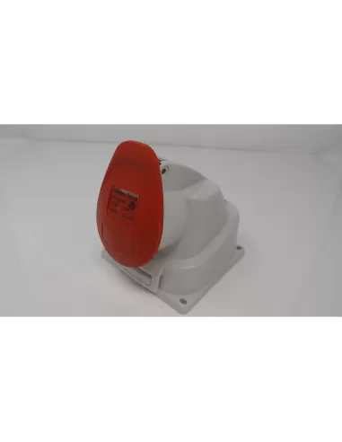 Prise fixe Bticino 90° IP44 16A triphasée 380V CPF316//43C