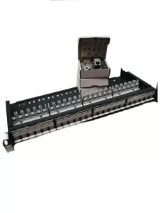 Schneider vdig112241u60 data actassi patch panel 24 prese cat6 utp