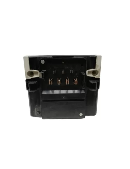 Schneider  knt02cm54 cass  di derivazione 25a 4 moduli con tel   knb32cm55