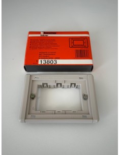 Bticino 13803 supporto in resina 503 tekne