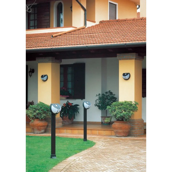 Ivela 132211: Applique Nera FLC 1x18 G24D2 - L'illuminazione perfetta