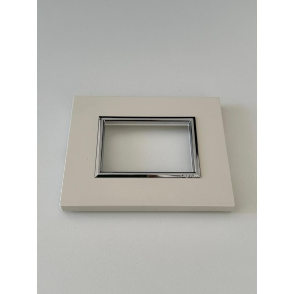 Marlanvil 7253.T.AC.C Placca qube 3P techno solid avorio chiaro cornice cromata