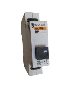Merlin Gerin 15104 bouton 20a bp 1.fo