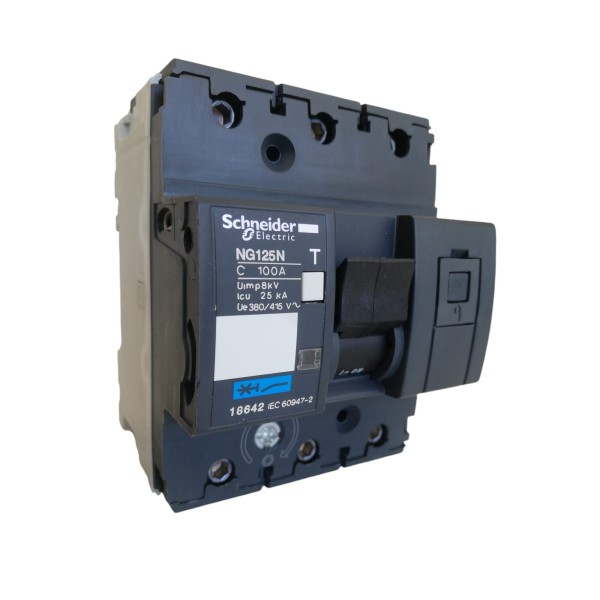 Schneider 18642 ng125 3p 100a 25k c curve circuit breaker 4.5 modules