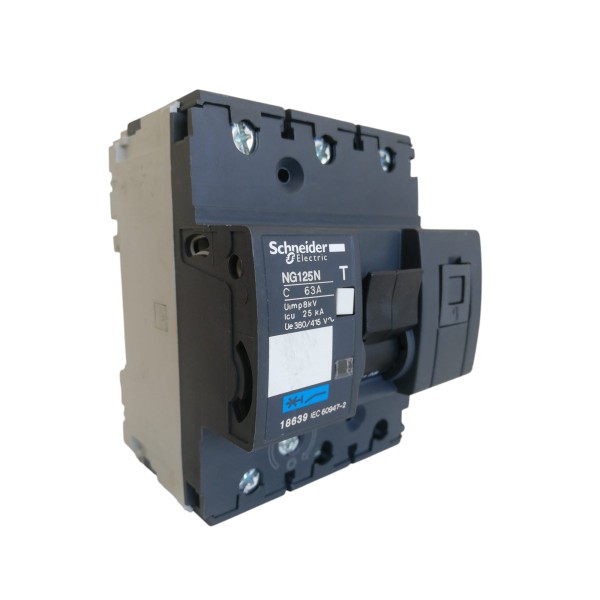 Schneider 18639 Interruttore magnetotermico Ng125 3p 63a 25K C