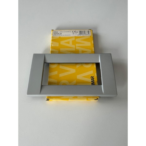 Vimar Idea 16734.21 Classic Plate 4 Module Silber