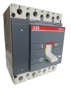 S3D250 INTERRUPTEUR SECTIONNEUR 4P 250A