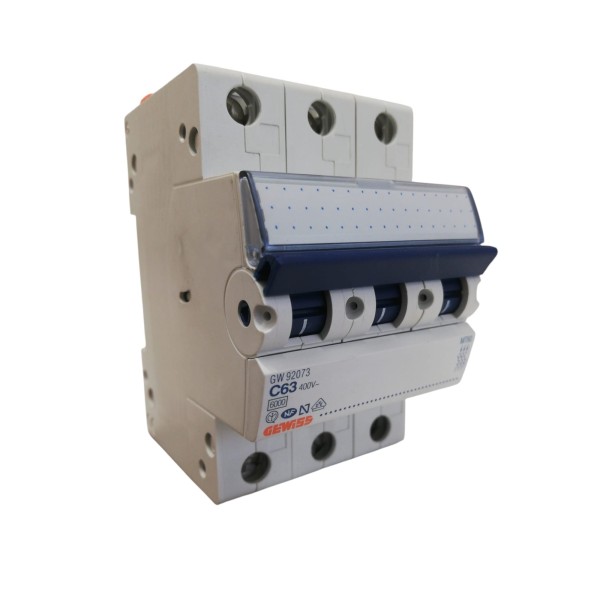 Gewiss interrupteur magnétique thermique automatique 3p c63 6ka gw92073 3 modules