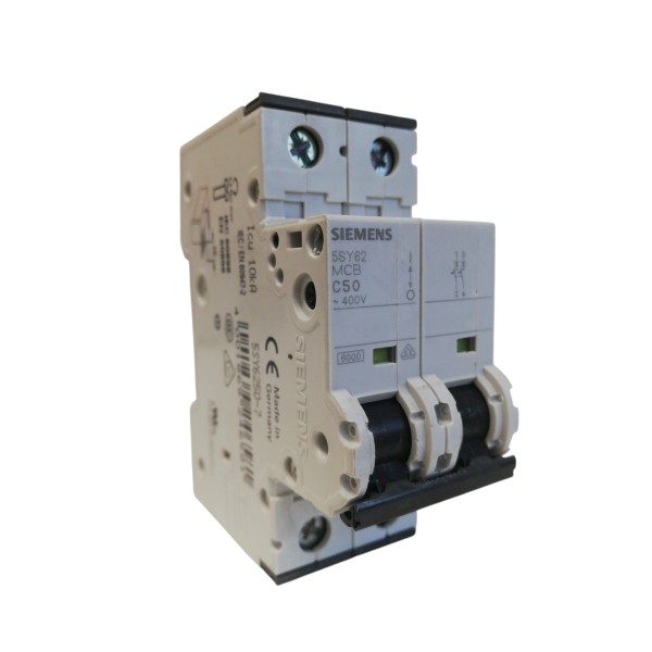 Gestion internationale 2p 50a 6k c 2mod
