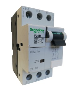 GESTION INTÉGRALE REG 3P 0,63:1A 15K 2,5MOD P25M