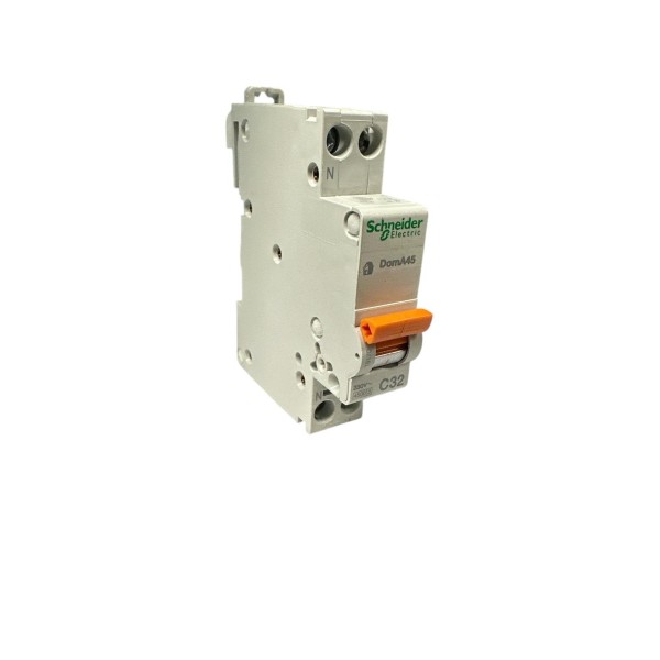 Disjoncteur modulaire Schneider DOMA45C32 1P+N 32A 4,5 kW