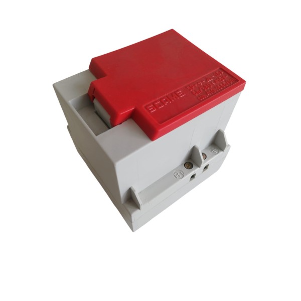 Prise encastrée Scame parre 412.1666 3P+T 16A IP44 6H montage DIN